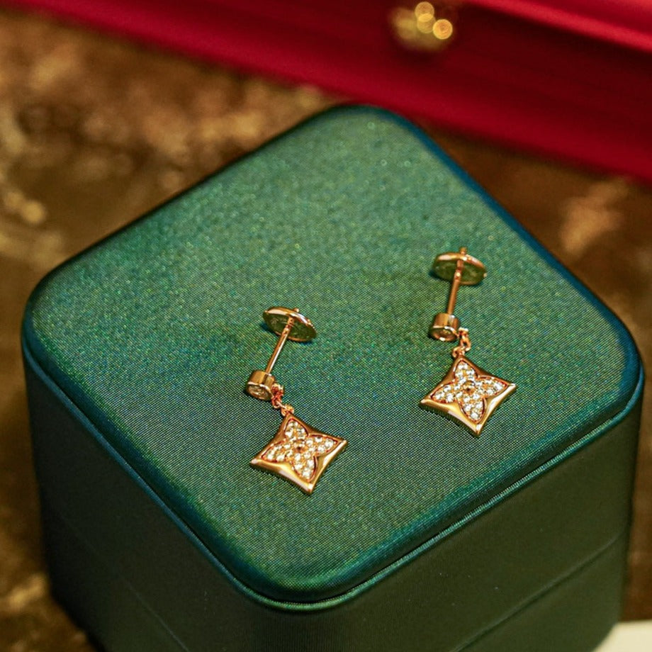 [Solara Jewelry ]STAR DIAMONDS EARRINGS GOLD