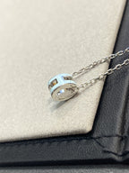 [Solara Jewelry ]POP H LIGHT BLUE NECKLACE