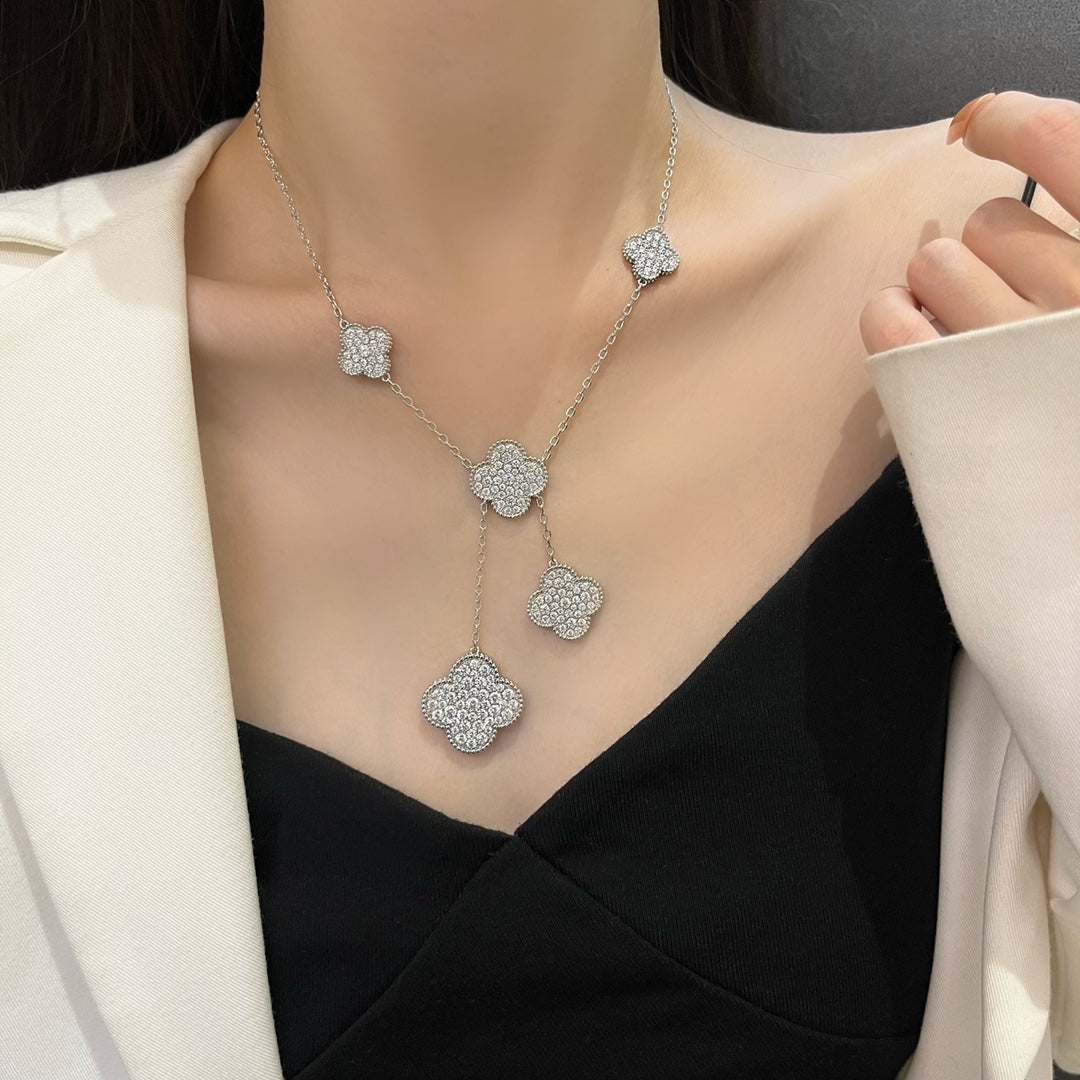 [Solara Jewelry] クローバー 5モチーフ シルバーダイヤモンドネックレス