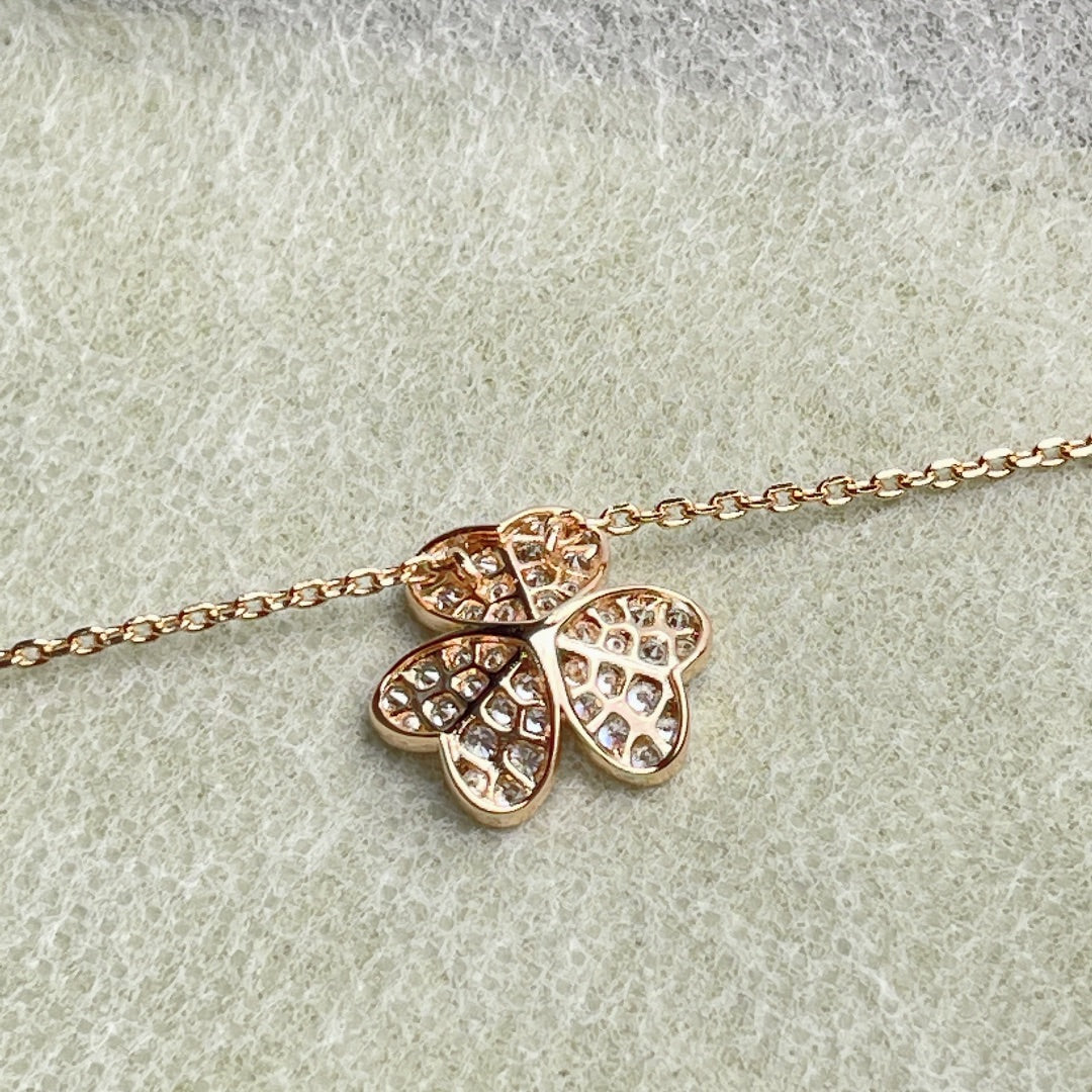 [Solara Jewelry ]フラワーダイヤモンドネックレス