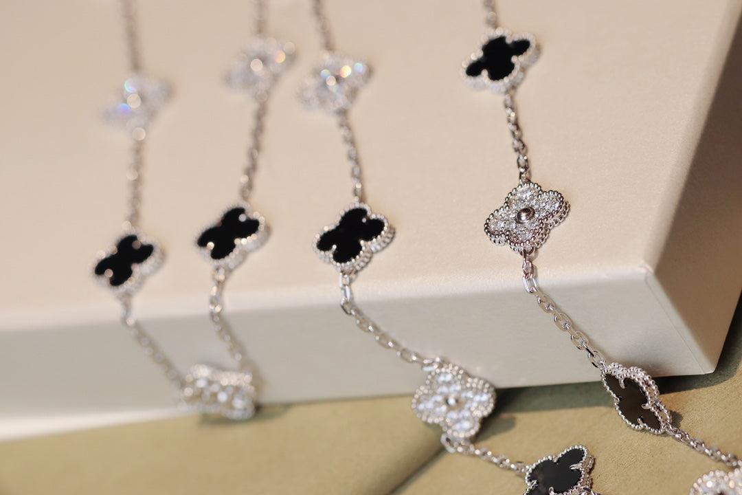 [Solara Jewelry ]CLOVER 20 MOTIFS ONYX DIAMOND SILVER