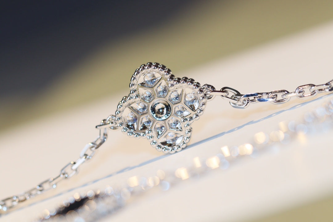 [Solara Jewelry ]CLOVER 20 MOTIFS ONYX DIAMOND SILVER