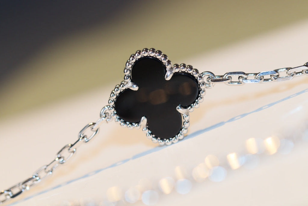 [Solara Jewelry ]CLOVER 20 MOTIFS ONYX DIAMOND SILVER