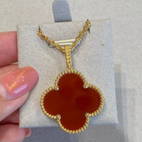[Solara Jewelry ]CLOVER 25MM NECKLACE GOLD CARNELIAN