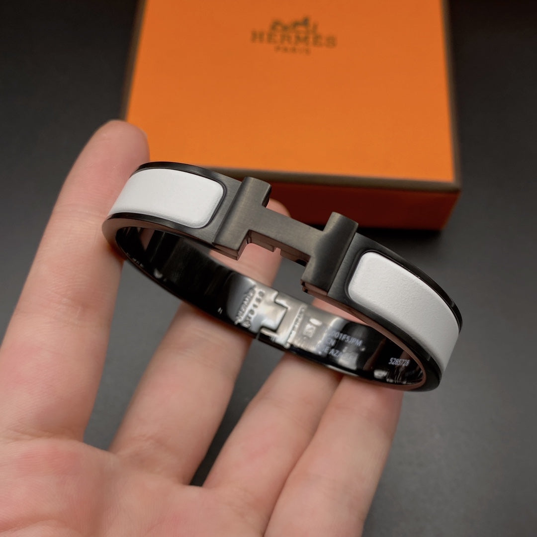 [Solara Jewelry ]H BRACELET 12MM BLACK WHITE CERAMIC