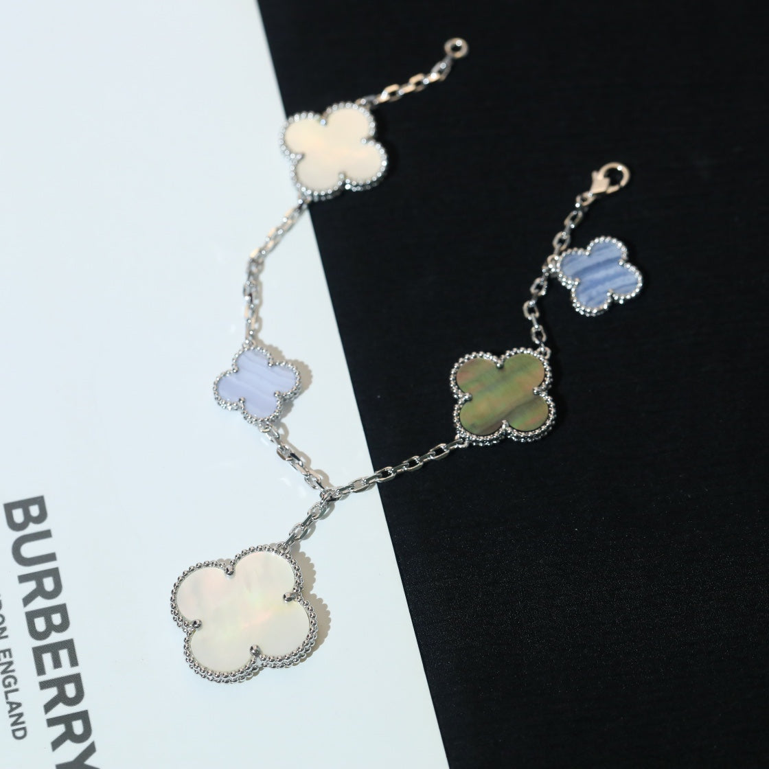 [Solara Jewelry ]クローバー ブレスレット 5モチーフ マザーオブパール カルセドニー シルバー