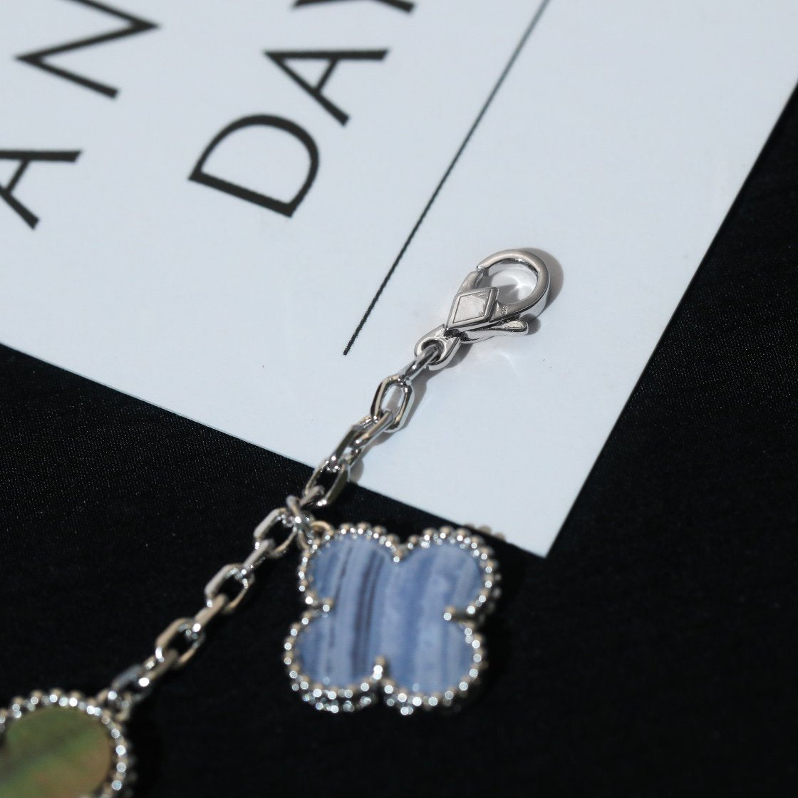 [Solara Jewelry ]クローバー ブレスレット 5モチーフ マザーオブパール カルセドニー シルバー