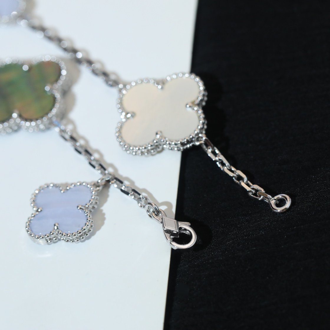[Solara Jewelry ]クローバー ブレスレット 5モチーフ マザーオブパール カルセドニー シルバー