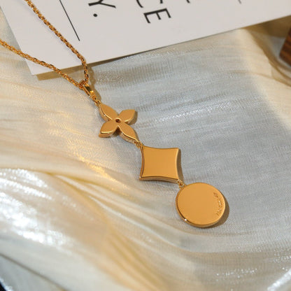 [Solara Jewelry ]STAR AND SUN DIAMOND PINK GOLD NECKLACE