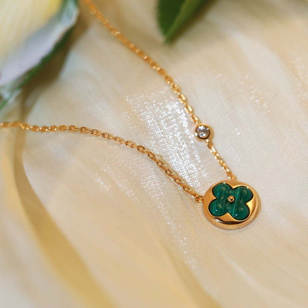 [Solara Jewelry ]SUN PEDANT PINK GOLD 1 DIAMOND NECKLACE