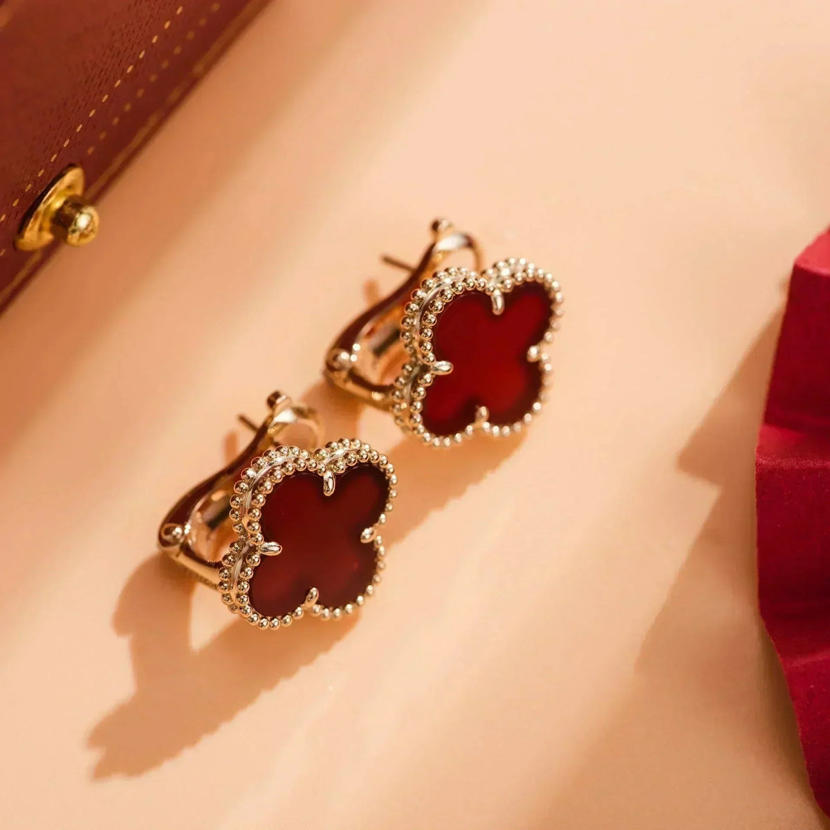 [Solara Jewelry ]CLOVER MEDIUM 1 MOTIFS CARNELIAN イヤリング