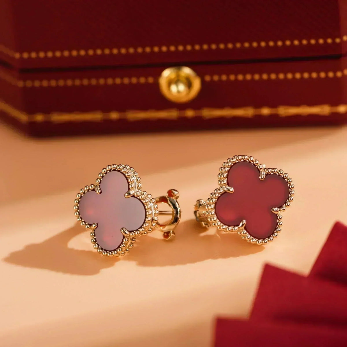 [Solara Jewelry ]CLOVER MEDIUM 1 MOTIFS CARNELIAN イヤリング