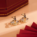 [Solara Jewelry ]CLOVER MEDIUM 1 MOTIFS  WHITE MOP STUD EARRINGS