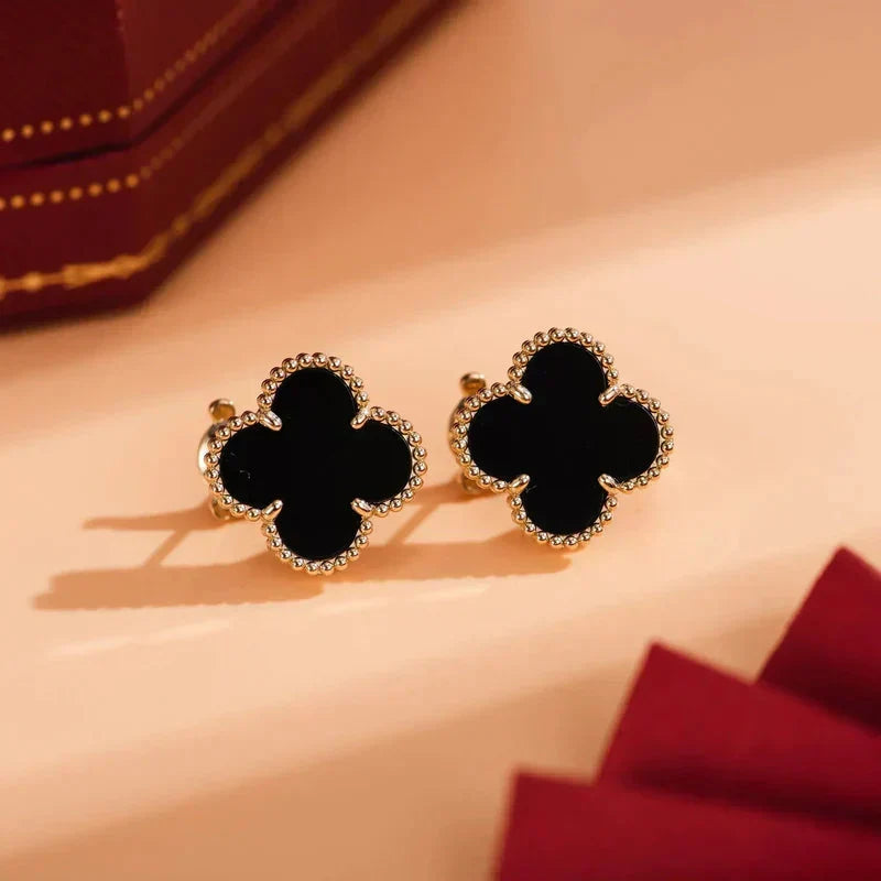 [Solara Jewelry ]CLOVER MEDIUM 1 MOTIFS  ONYX STUD EARRINGS