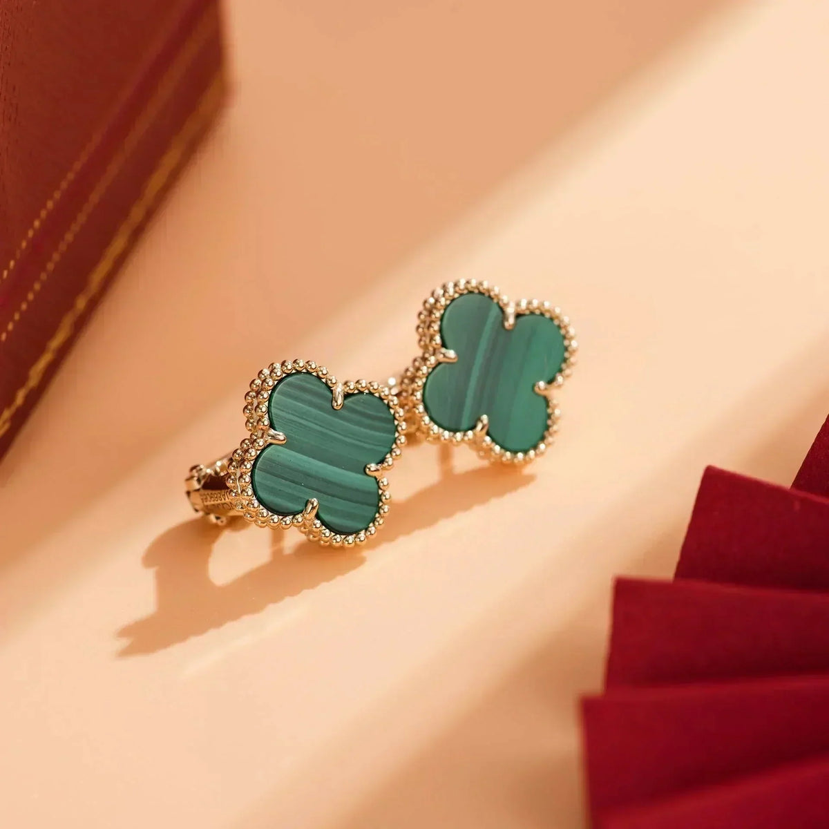 [Solara Jewelry ]CLOVER MEDIUM 1 MOTIFS MALACHITE  EARRINGS