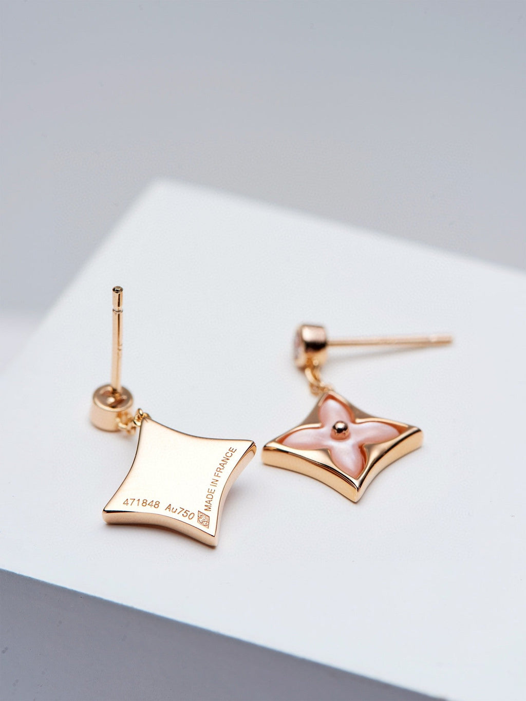 [Solara Jewelry ]DOUBLE STAR PINK GOLD MOP DROP EARRINGS