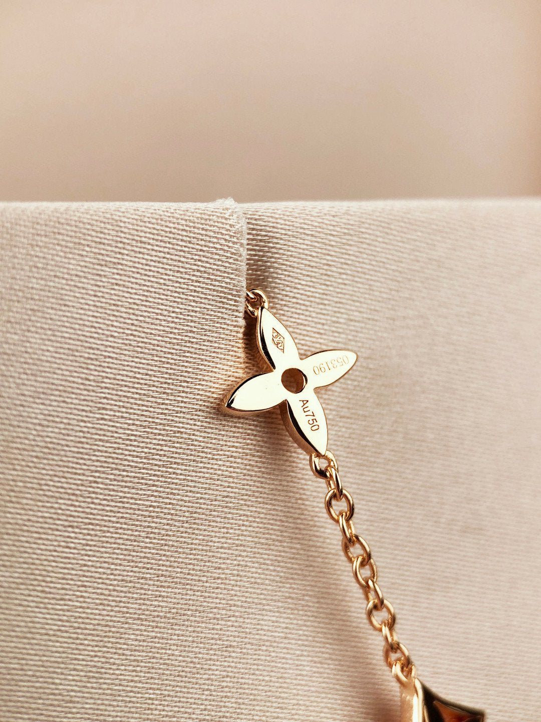 [Solara Jewelry ]STAR AND SUN 7 MOTIFS GOLD BRACELET