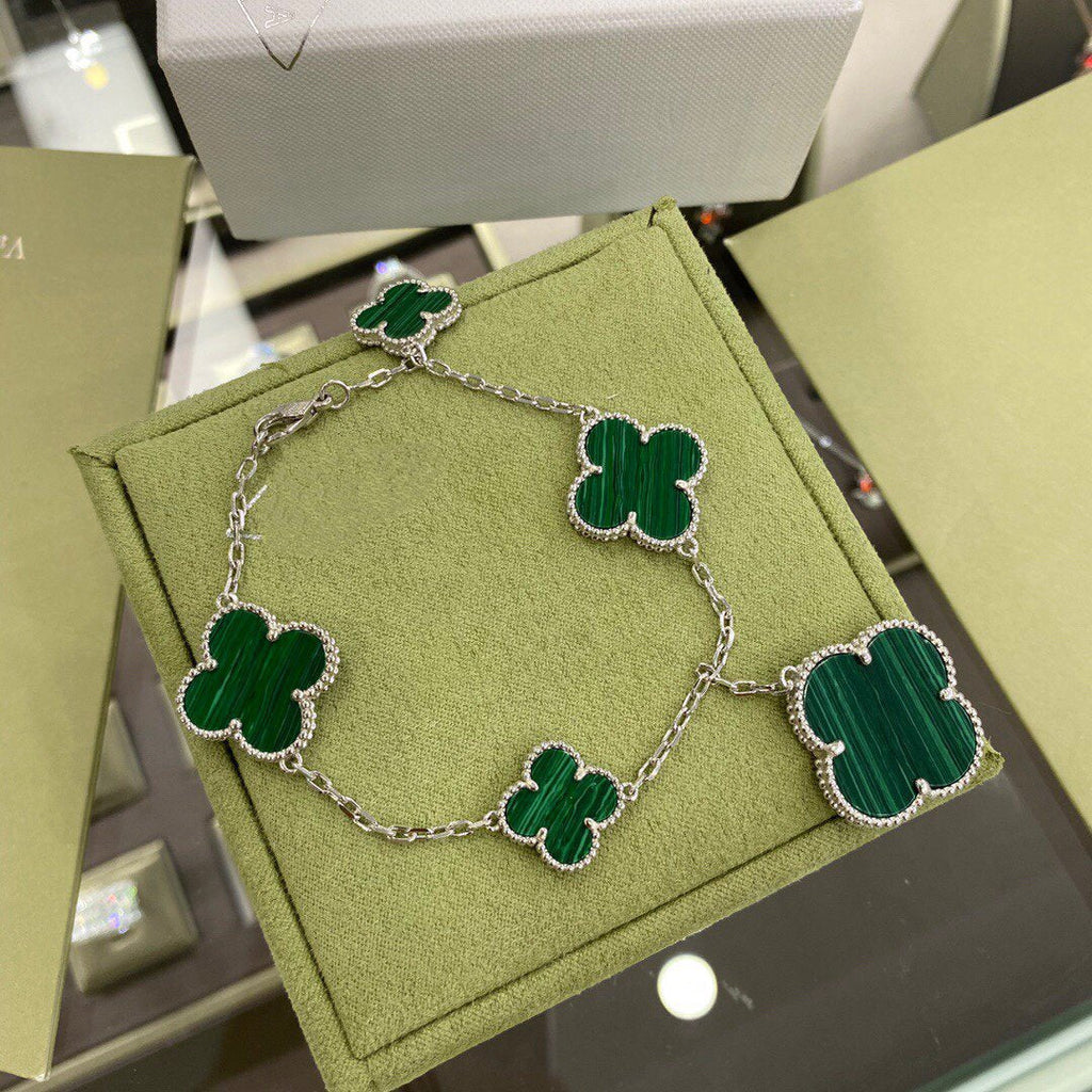 [Solara Jewelry ]CLOVER 5 MOTIFS SIVLER MALACHITE BRACELET