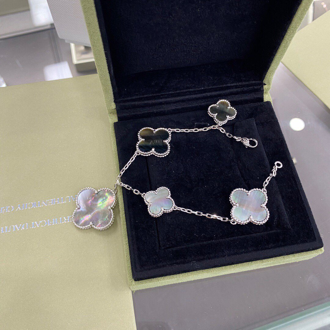 [Solara Jewelry ]CLOVER 5 MOTIFS SIVLER DARK MOP BRACELET