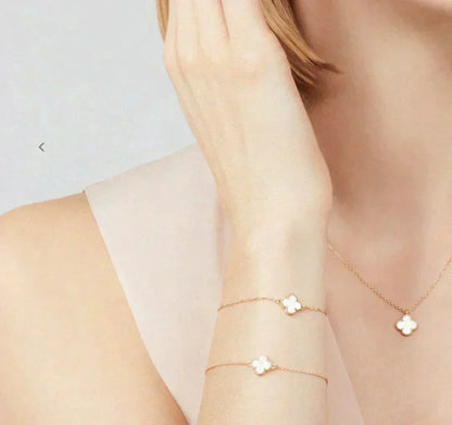 [Solara Jewelry ]クローバー ミニ 9.5mm ホワイトマザーオブパール ネックレス