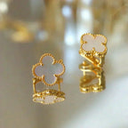[Solara Jewelry ]CLOVER MEDIUM 1 MOTIFS  WHITE MOP STUD EARRINGS