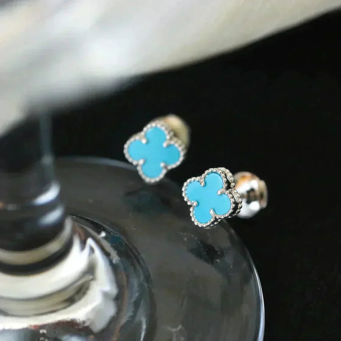 [Solara Jewelry ]CLOVER MINI TURQUOISE SILVER STUD EARRINGS