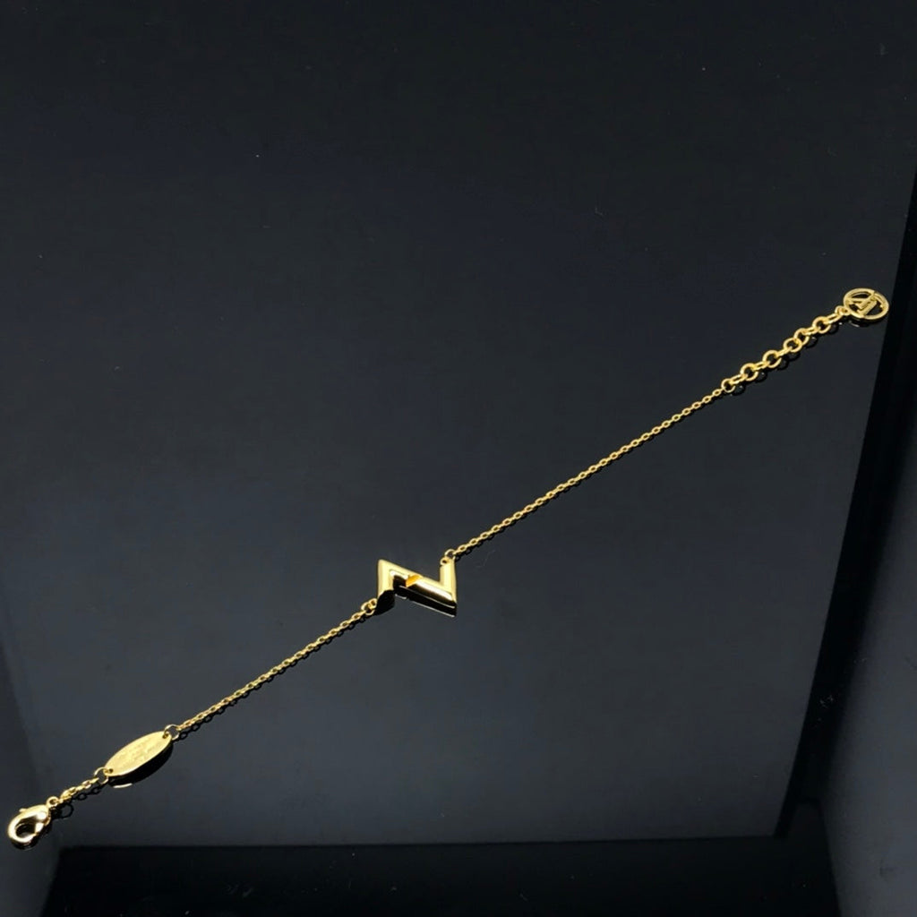 [Solara Jewelry ]VOLT LV ロゴブレスレット