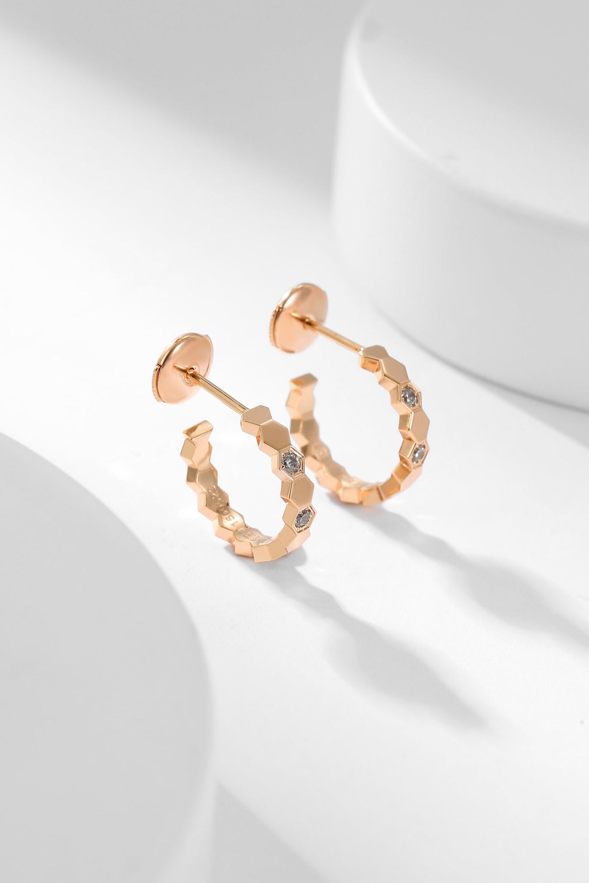 [Solara Jewelry ]BEE LOVE ダイヤモンドフープピアス