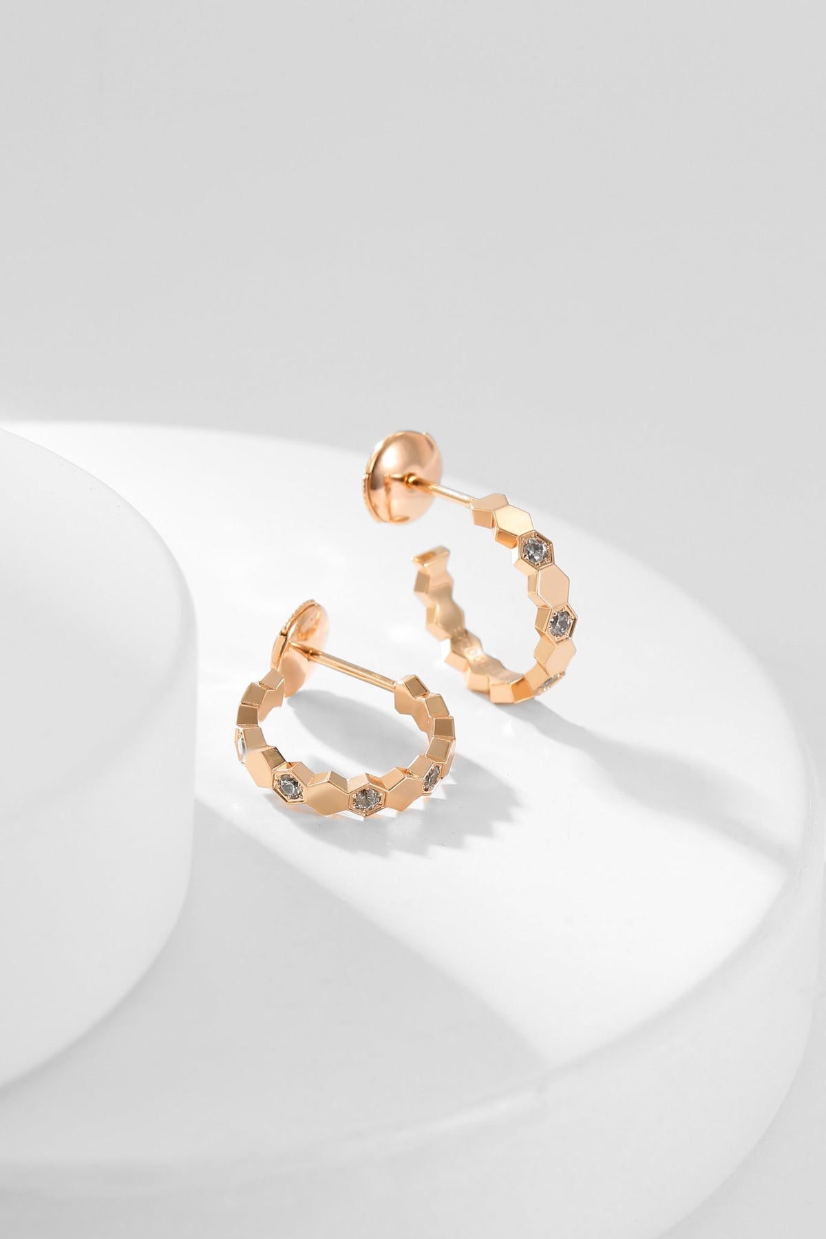 [Solara Jewelry ]BEE LOVE ダイヤモンドフープピアス