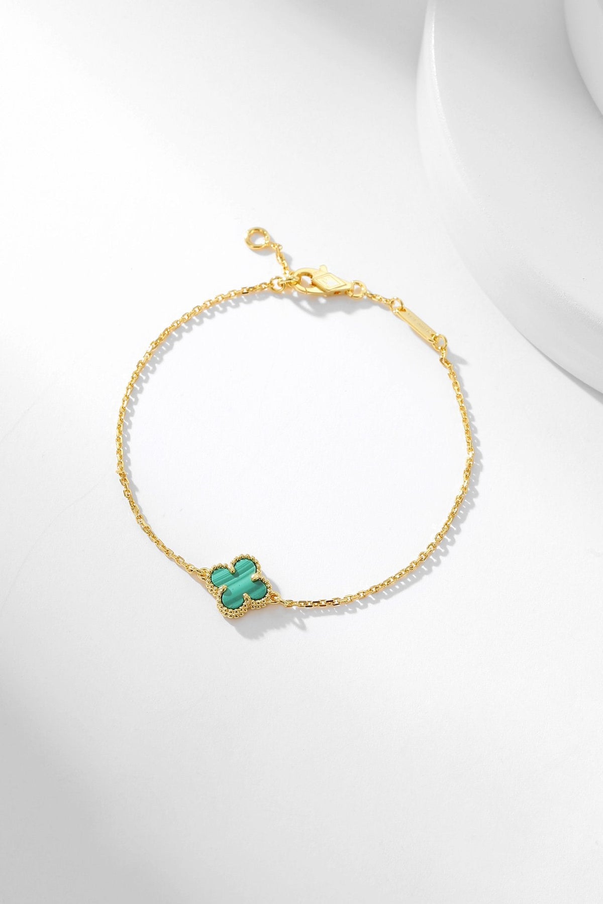 [Solara Jewelry ]KLEEBRAUM ARMBAND MALACHIT 1 MOTIV