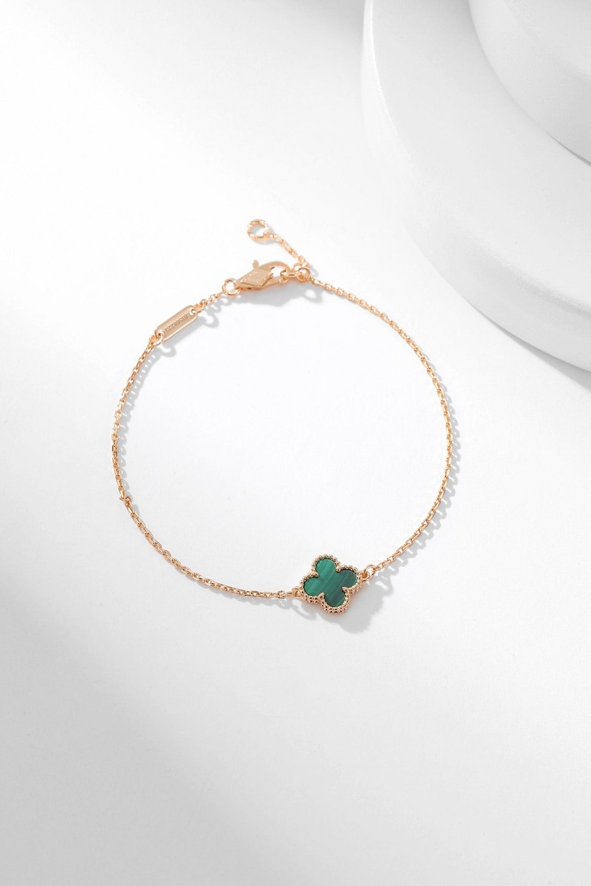 [Solara Jewelry ]KLEEBRAUM ARMBAND MALACHIT 1 MOTIV
