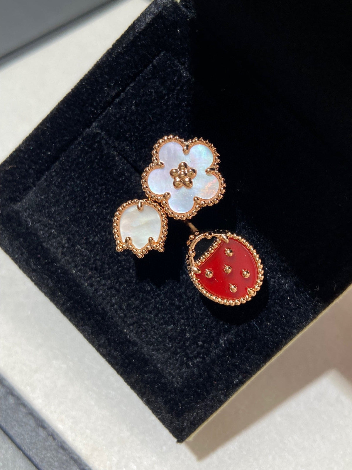 [Solara Jewelry ]LUCKY 3 MOTIF ROSE GOLD RING