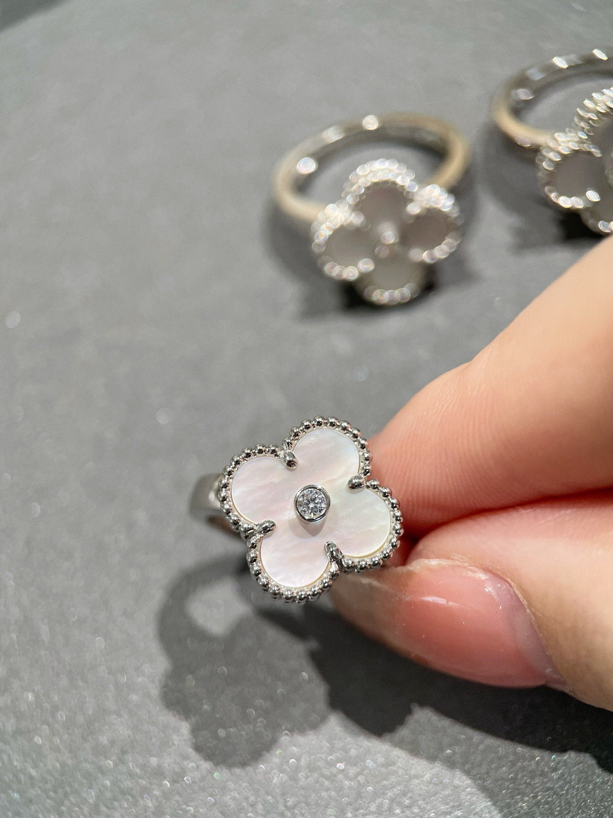 [Solara Jewelry ]CLOVER SILVER MOP DIAMOND RING