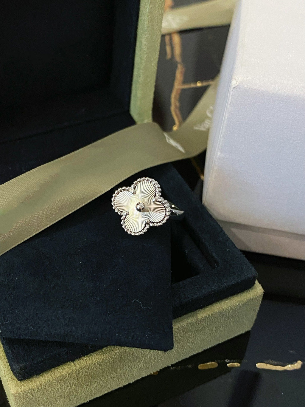 [Solara Jewelry ]CLOVER SILVER RING