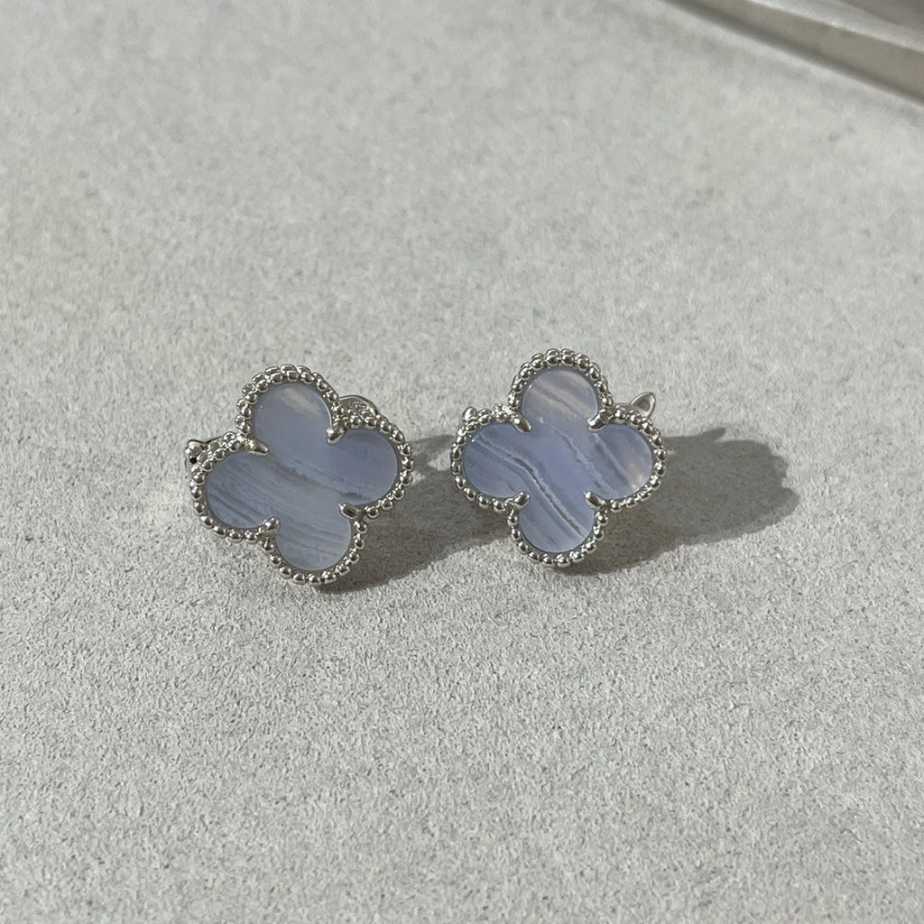 [Solara Jewelry ]クローバー カルセドニー シルバー スタッド イヤリング
