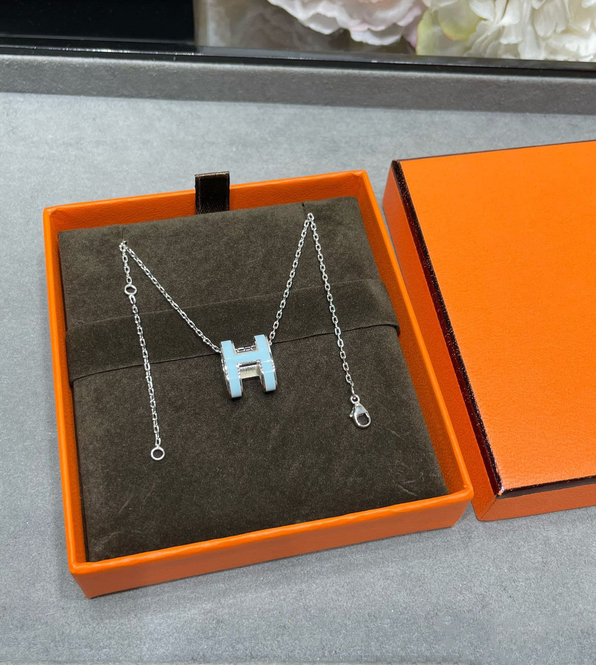 [Solara Jewelry ]POP H SKY BLUE NECKLACE