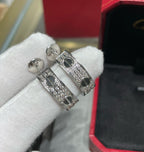 [Solara Jewelry ]LOVE セラミック ダイヤモンドパヴェ シルバーイヤリング