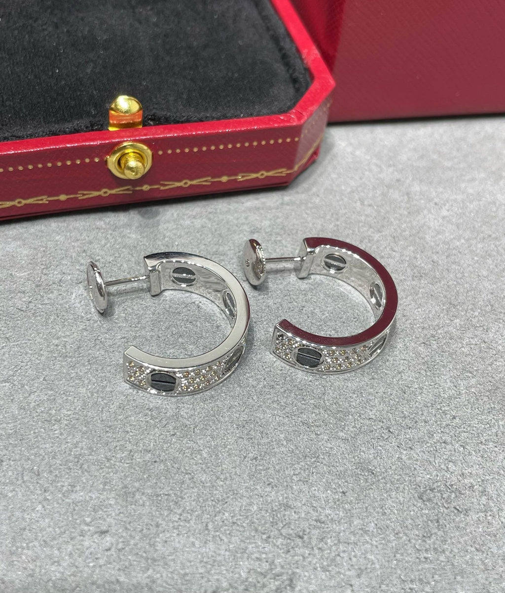 [Solara Jewelry ]LOVE セラミック ダイヤモンドパヴェ シルバーイヤリング