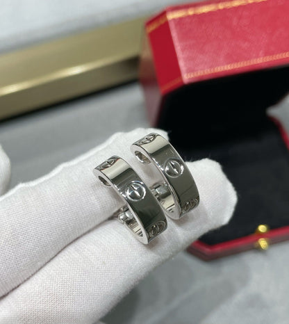 [Solara Jewelry ]LOVE 5.5MM ピアス