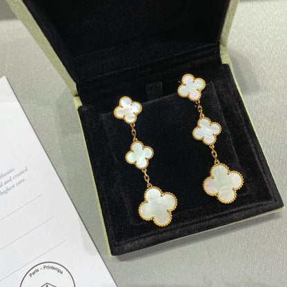 [Solara Jewelry ]クローバーマザーオブパール 3モチーフ ゴールドイヤリング