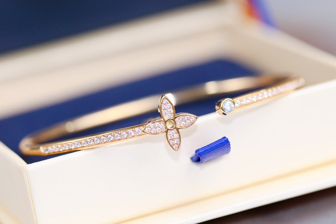 [Solara Jewelry ]IDYLLE ROSÉGOLD-ARMBAND OFFEN DIAMANTBESETZT