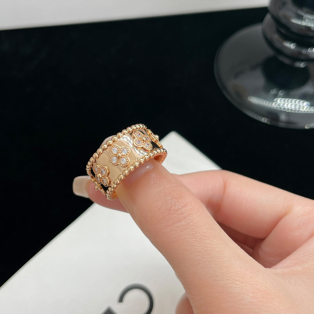 [Solara Jewelry ]PERLEE DIAMOND LARGE RING