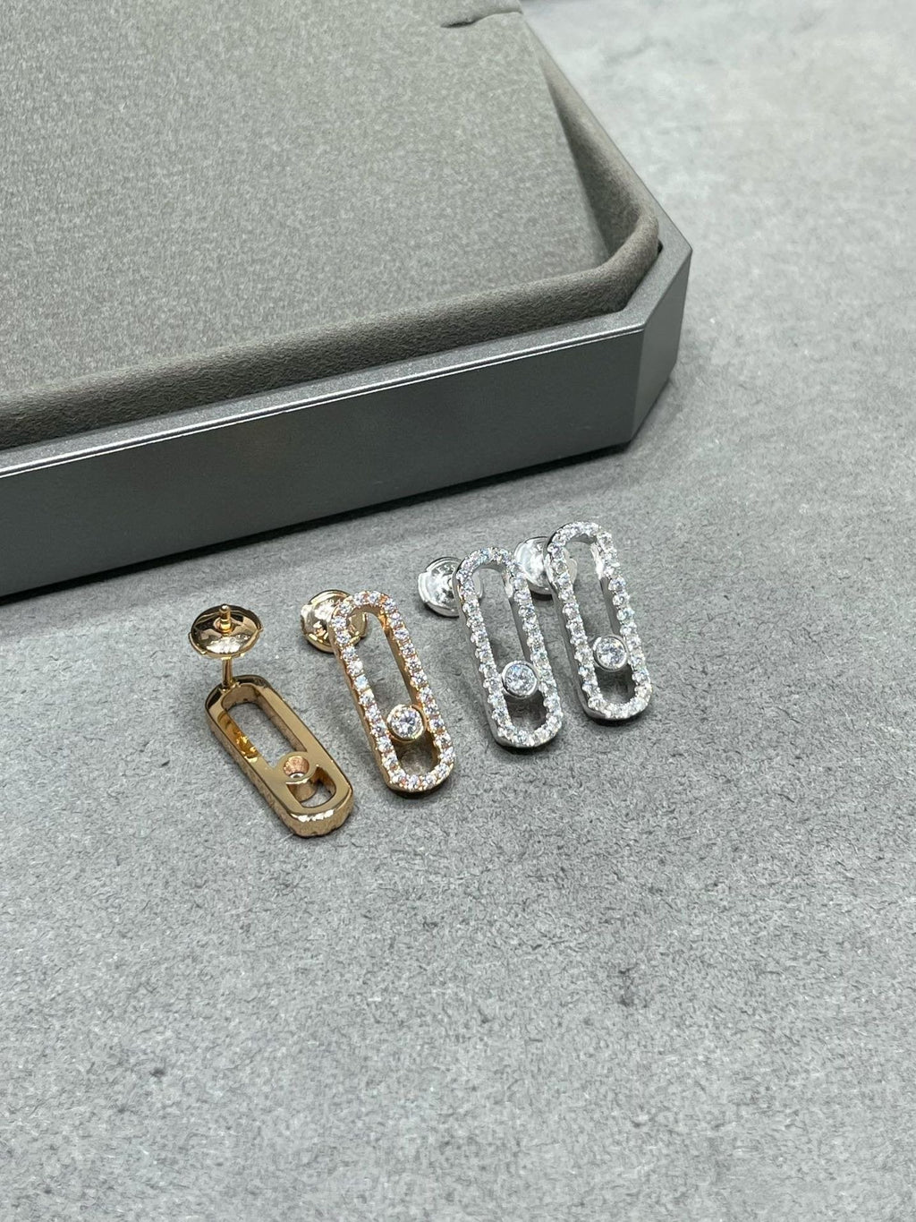 [Solara Schmuck]MOVE UNO OHRSTECKER MIT DIAMANTEN