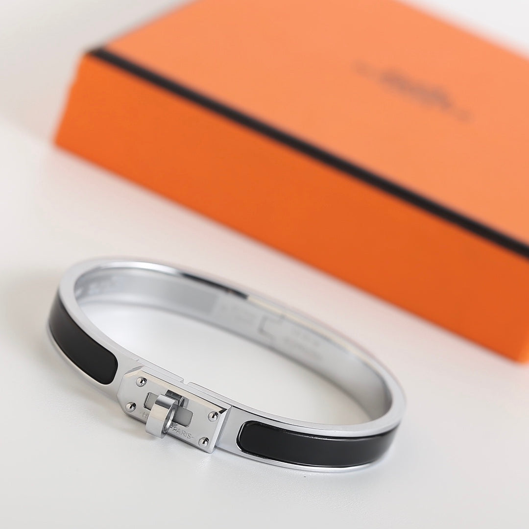 [Solara Jewelry ]HM KELLY SCHWARZES ARMBAND