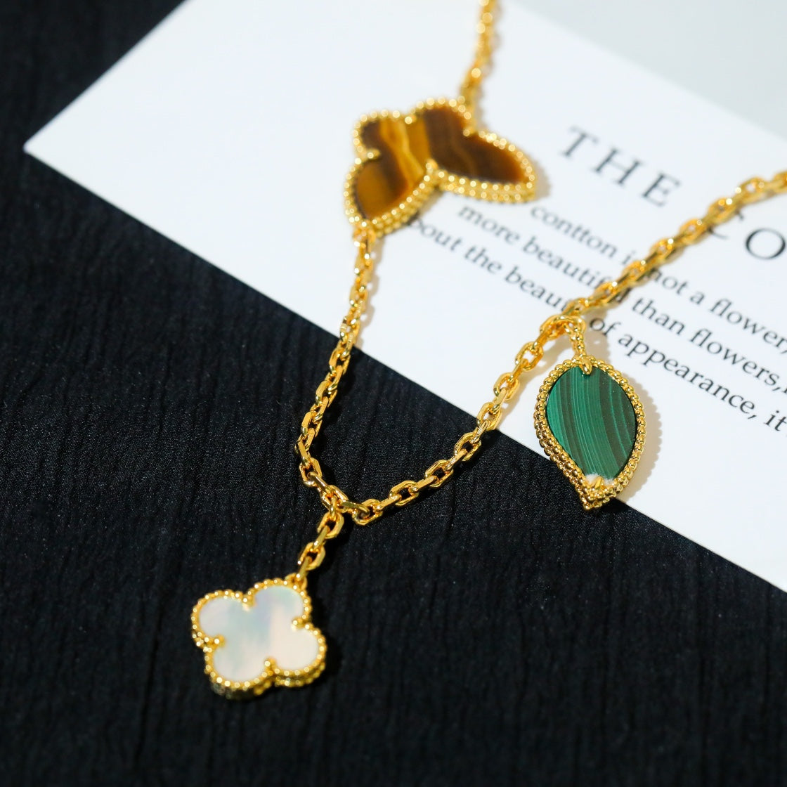 [Solara Jewelry ]ラッキースプリング 5モチーフ ゴールドブレスレット