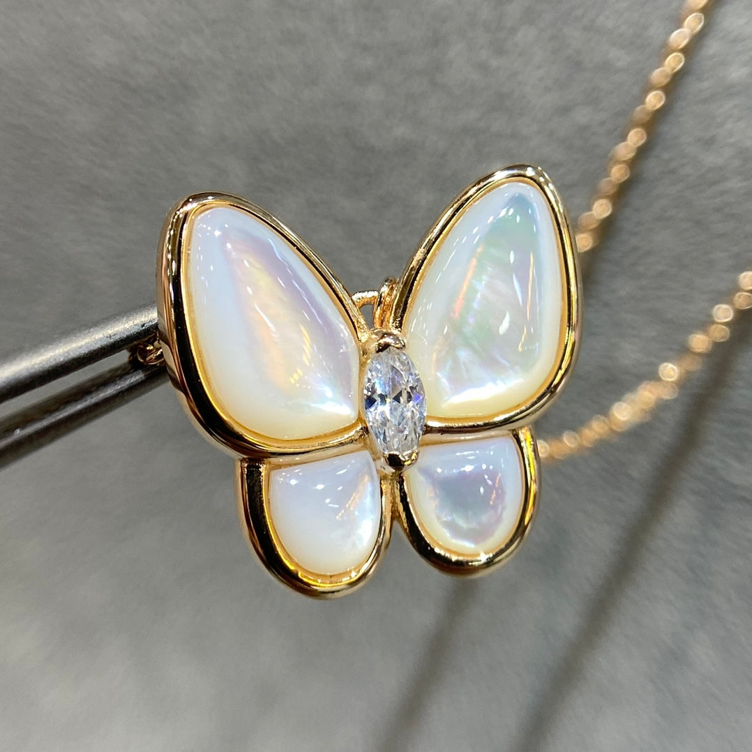 [Solara Jewelry ]バタフライ マザーオブパール ダイヤモンド ネックレス
