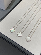 [Solara Jewelry ]CLOVER MEDIUM SILVER WHITE MOP NECKLACE