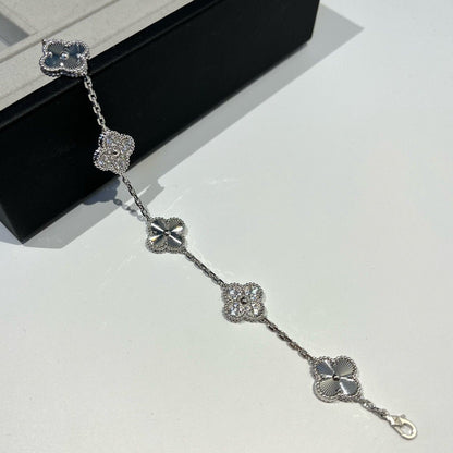 [Solara Jewelry] KLEEBRAUM 5 MOTIVE SILBER DIAMANTENARMBAND