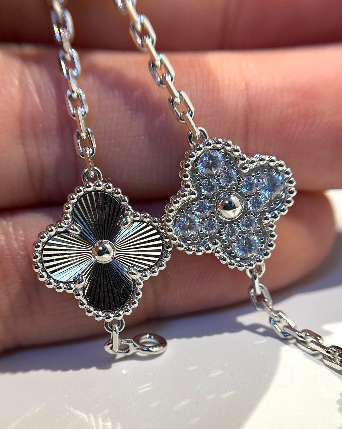 [Solara Jewelry] KLEEBRAUM 5 MOTIVE SILBER DIAMANTENARMBAND