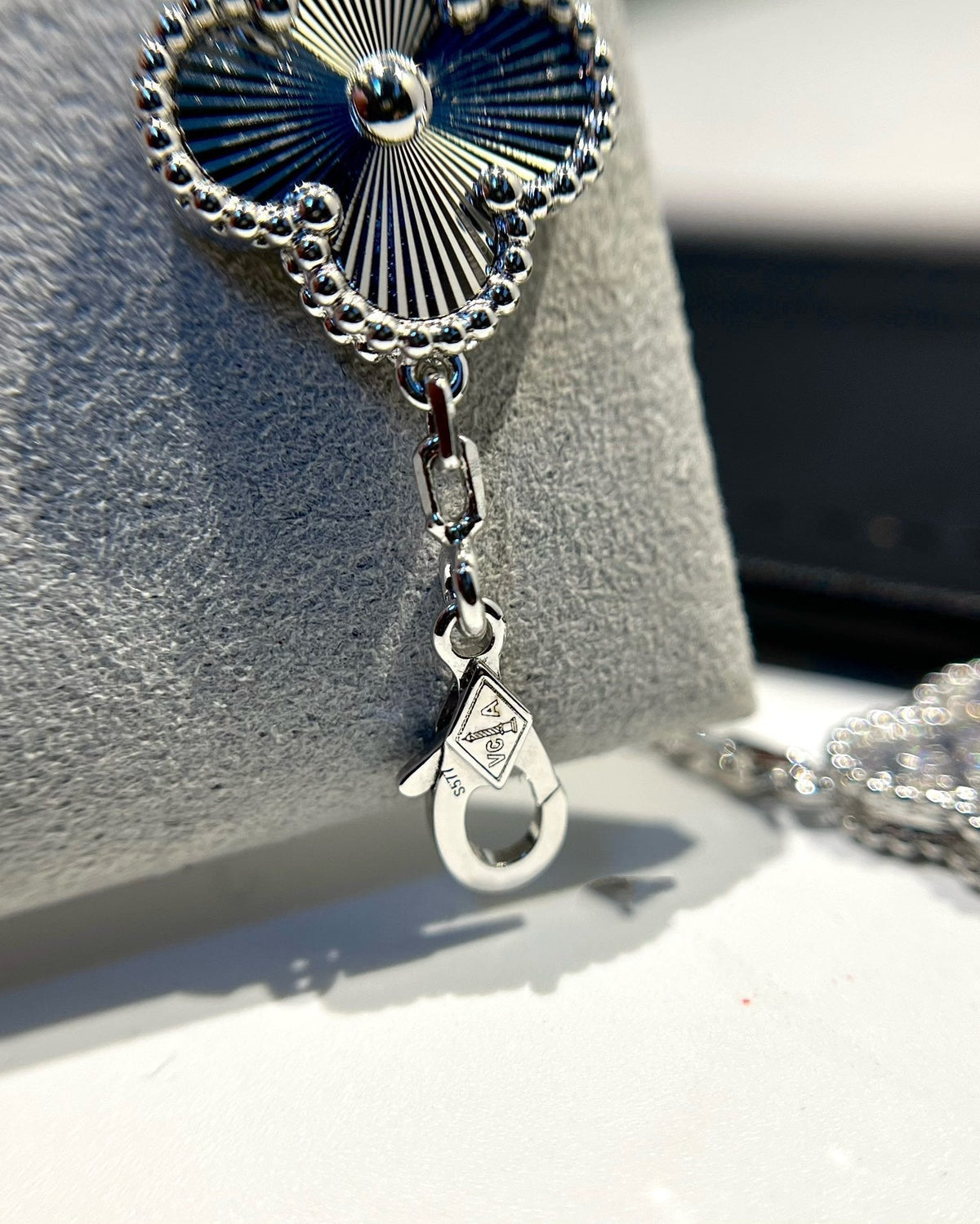 [Solara Jewelry] KLEEBRAUM 5 MOTIVE SILBER DIAMANTENARMBAND